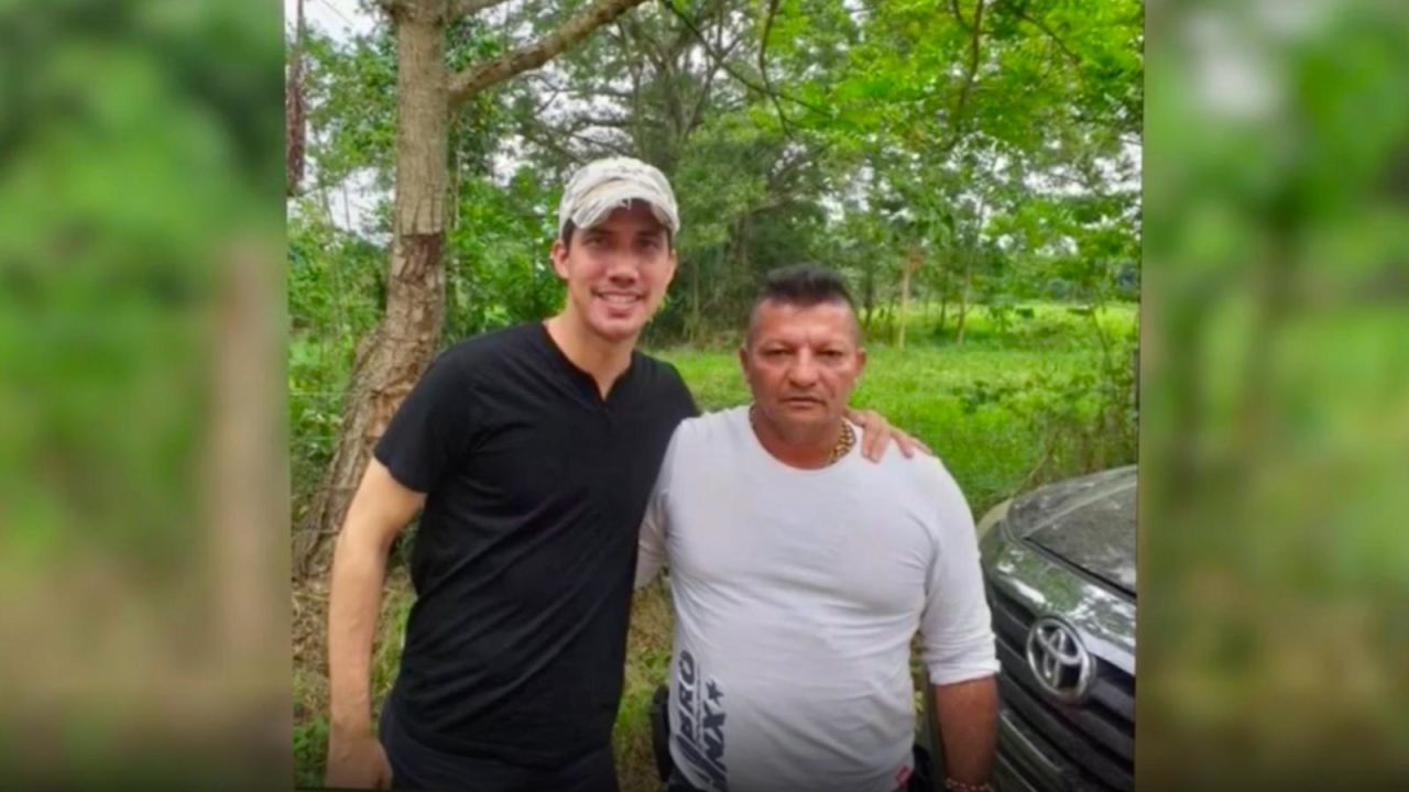 CNNE 703631 - la foto de juan guaido junto a miembro de banda criminal colombiana