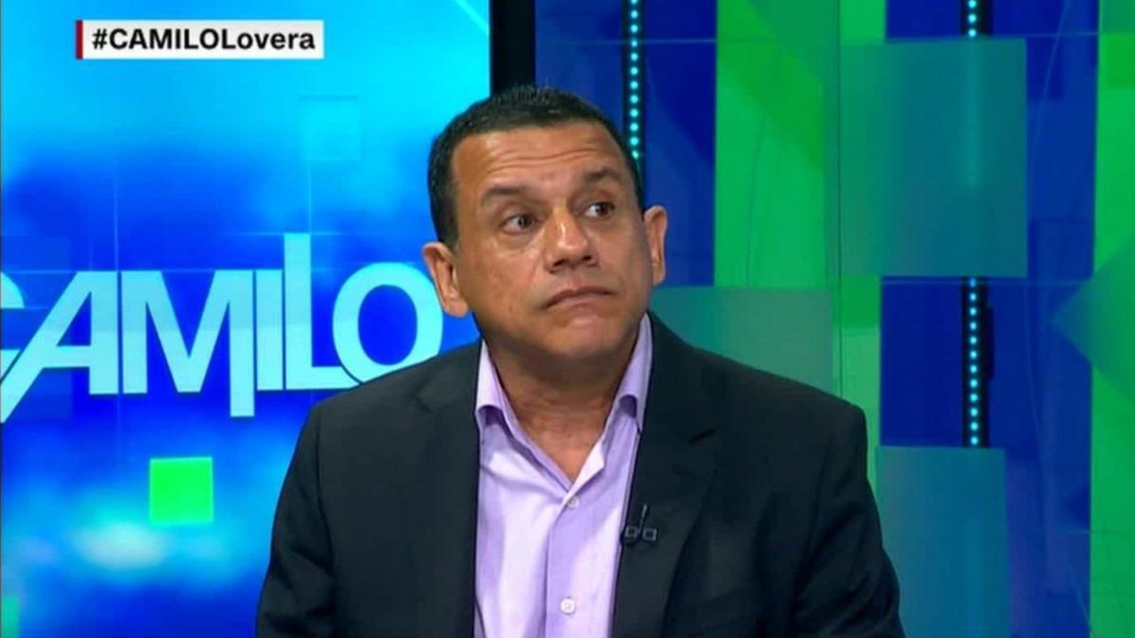 CNNE 706249 - emilio lovera- "los venezolanos se rien de si mismos"