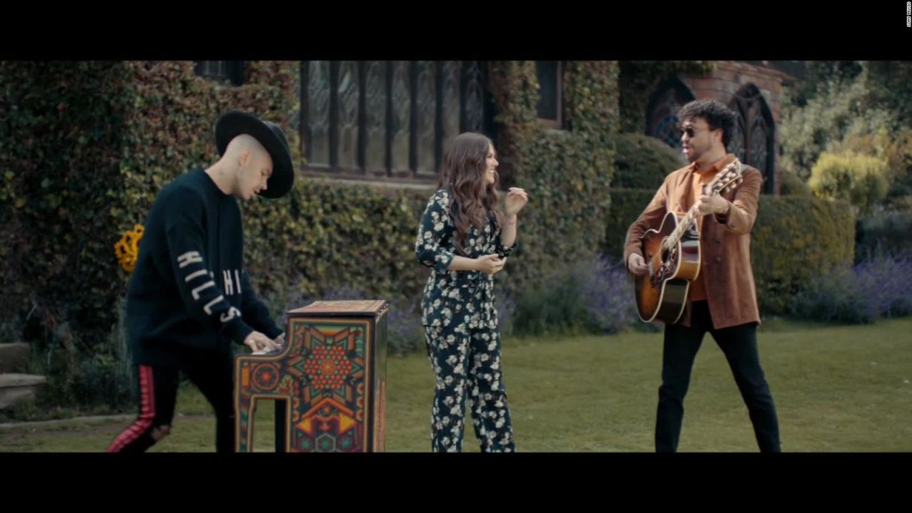 CNNE 706637 - esta es la nueva cancion de andres cepeda con jesse y joy