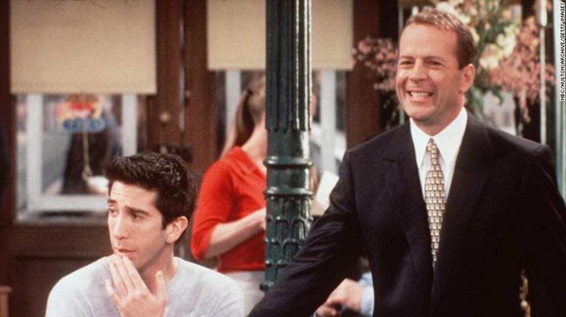 CNNE 707102 - friends-cameos-bruce-willis