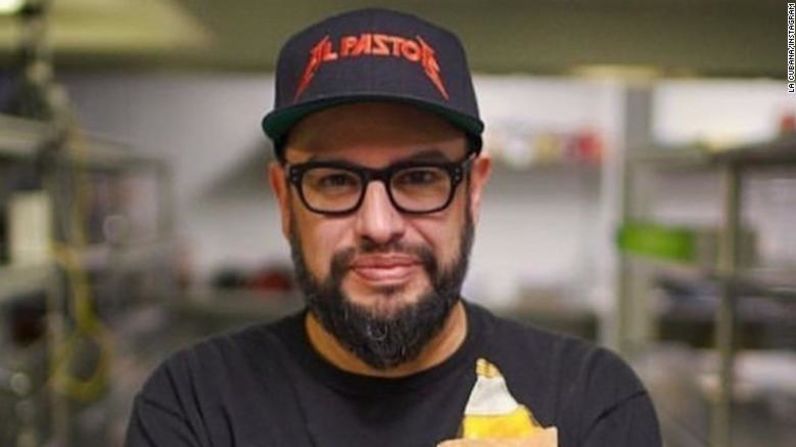 El chef Carl Ruiz, del restaurante de Nueva York La Cubana, falleció a los 44 años, informó el restaurante el domingo 22 de septiembre. No se dio a conocer la causa de la muerte.