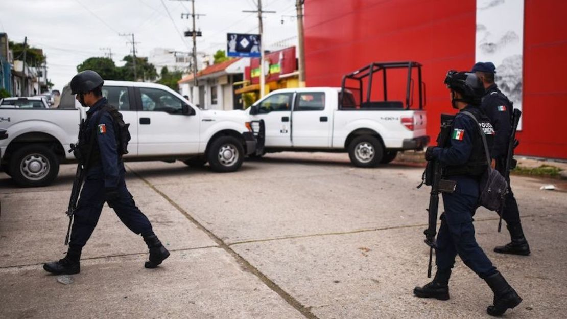 CNNE 708420 - mexico-fire-crime