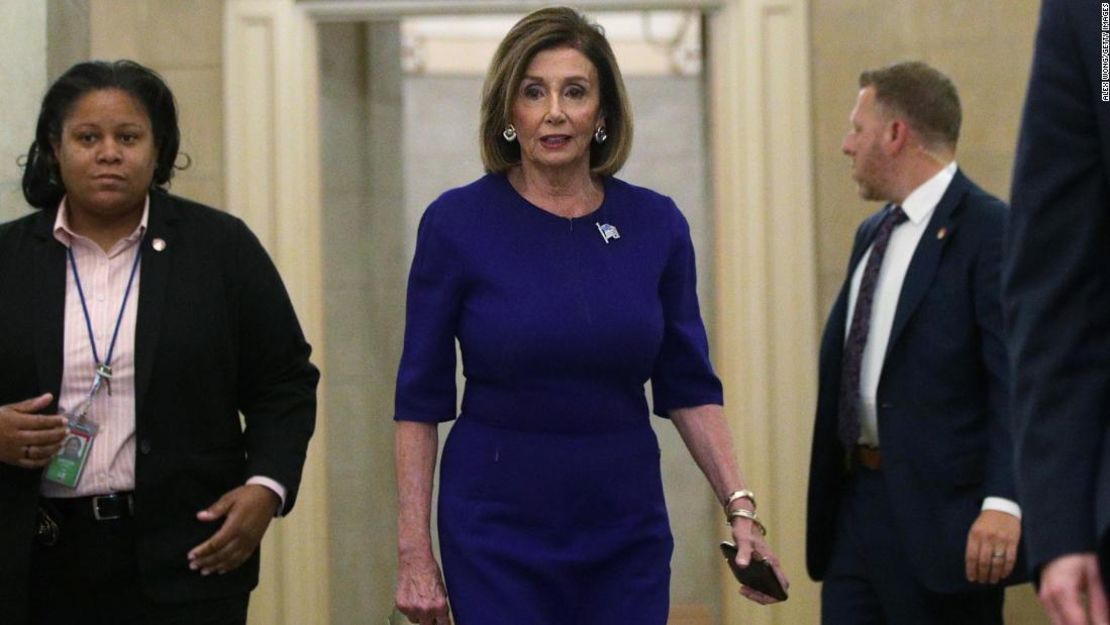 Pelosi había sido ideal para perseguir la acusación hasta que se desató la historia de los denunciantes.