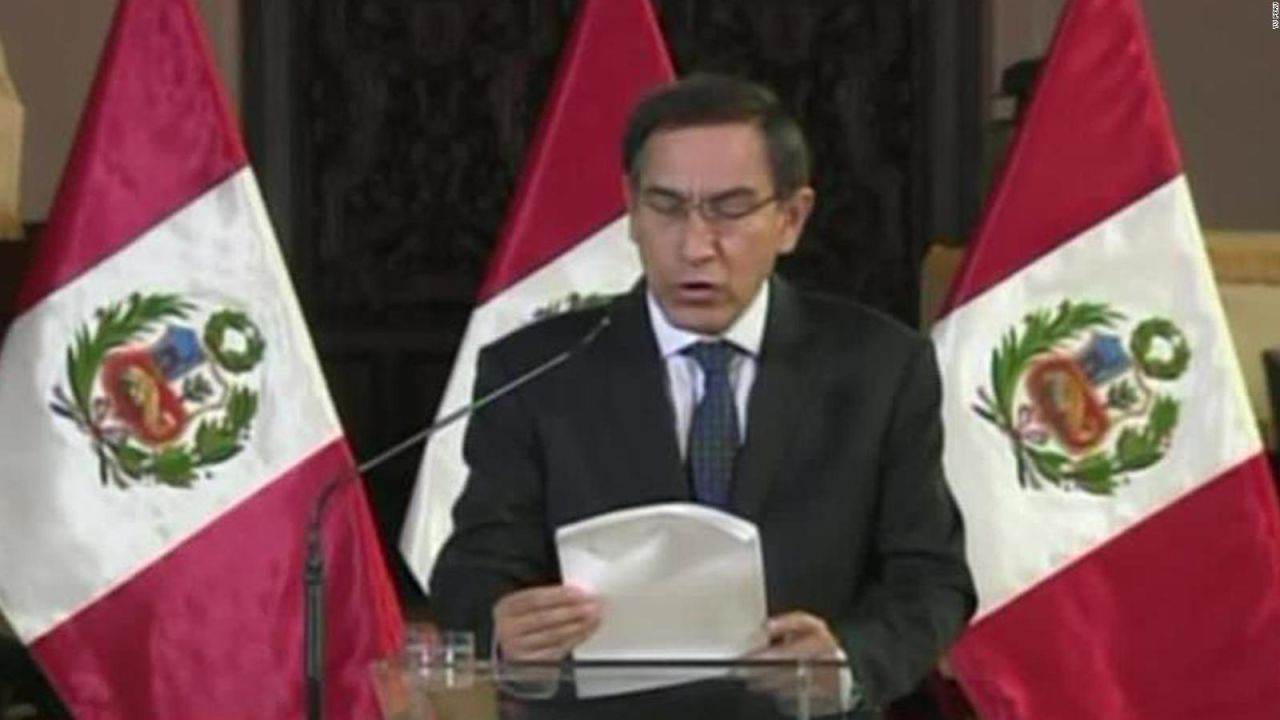 CNNE 710921 - presidente de peru disuelve el congreso