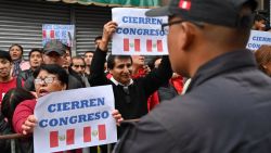 CNNE 711311 - crisis politica en peru ¿hay dos presidentes?