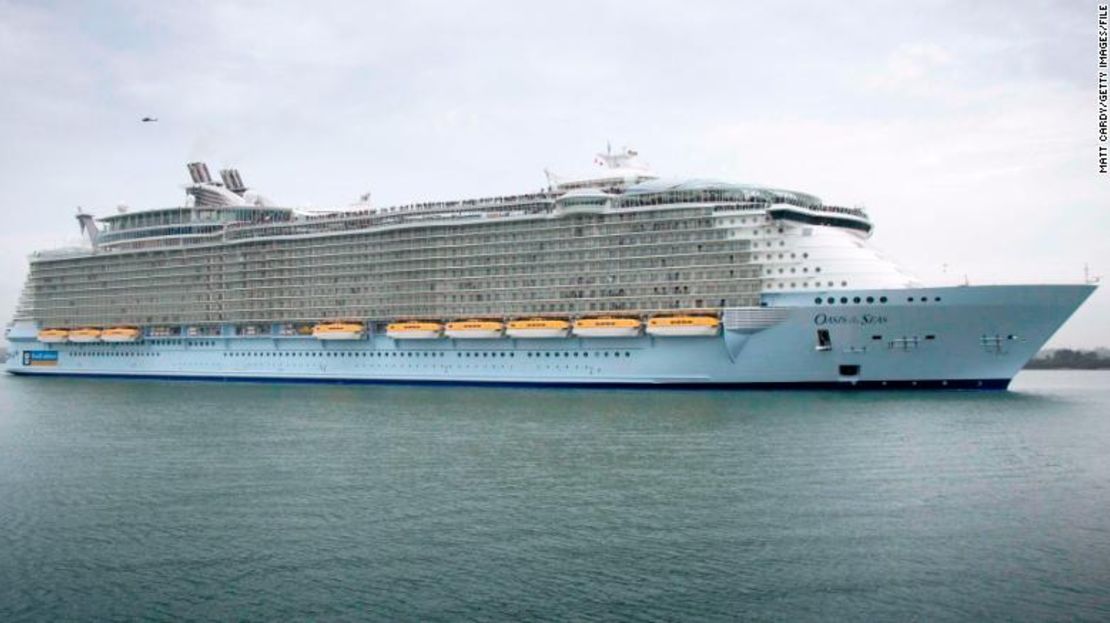 Crucero Oasis of the Seas, donde cientos de pasajeros se enfermaron por norovirus, una afección gastrointestinal altamente contagiosa, en enero de 2019.