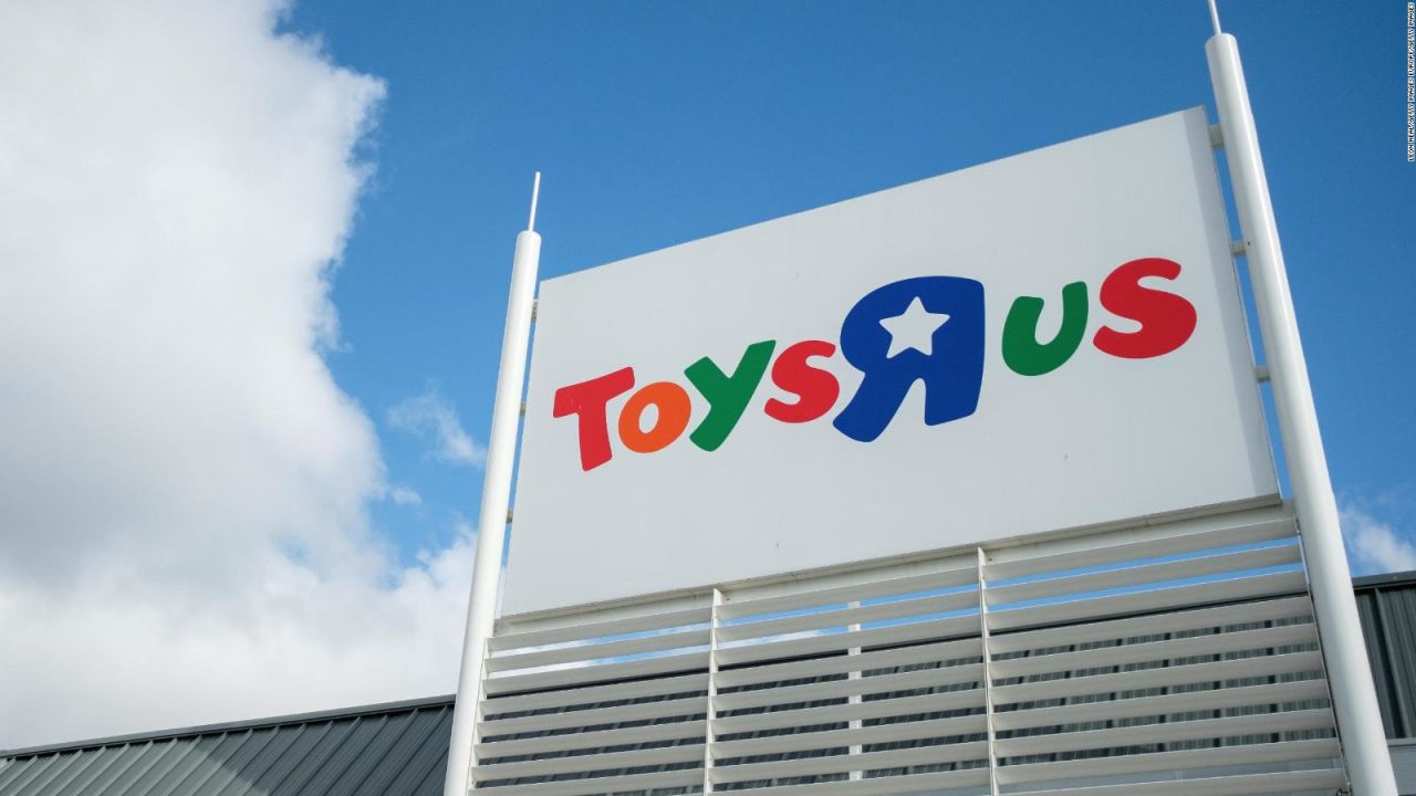 CNNE 714883 - toys "r" us vuelve a ee-uu- gracias a target