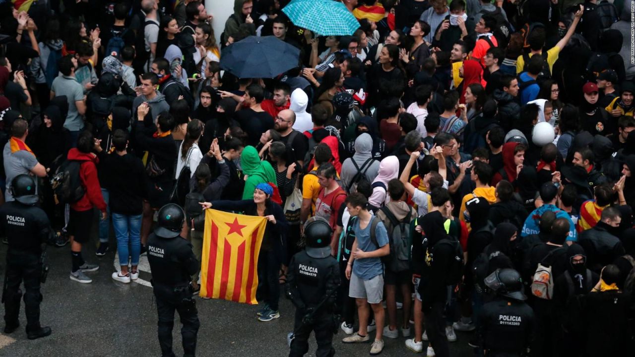 CNNE 716948 - protestas en cataluna tras sentencia contra lideres independentistas