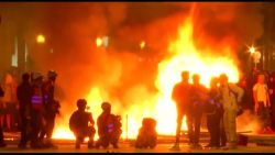 CNNE 718168 - barricadas y hogueras en las calles, ¿que pasa en cataluna?