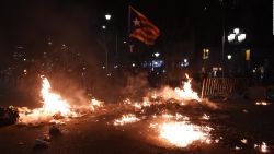 CNNE 718293 - tercera noche de violencia en cataluna