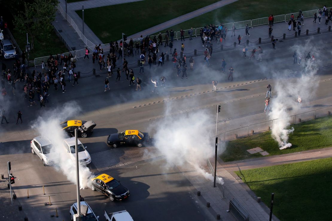 CNNE 719147 - chile-transport-metro-protest