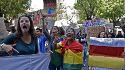 CNNE 721363 - con protestas piden segunda vuelta en bolivia