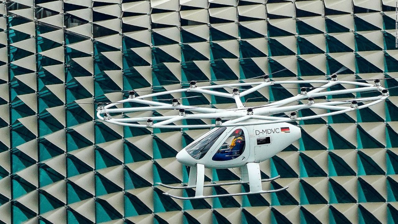 CNNE 721491 - volocopter realiza vuelos de prueba de su taxi volador