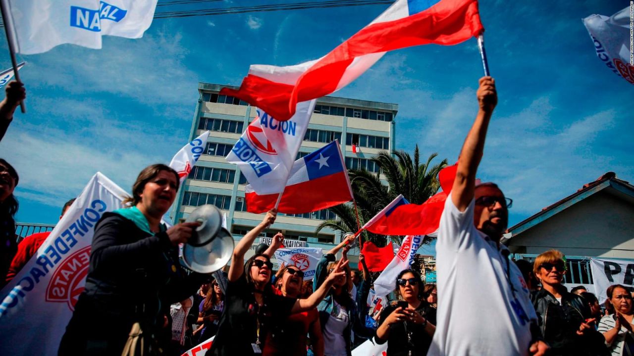 CNNE 722064 - manifestante valoran medidas de pinera, pero creen que no es suficiente