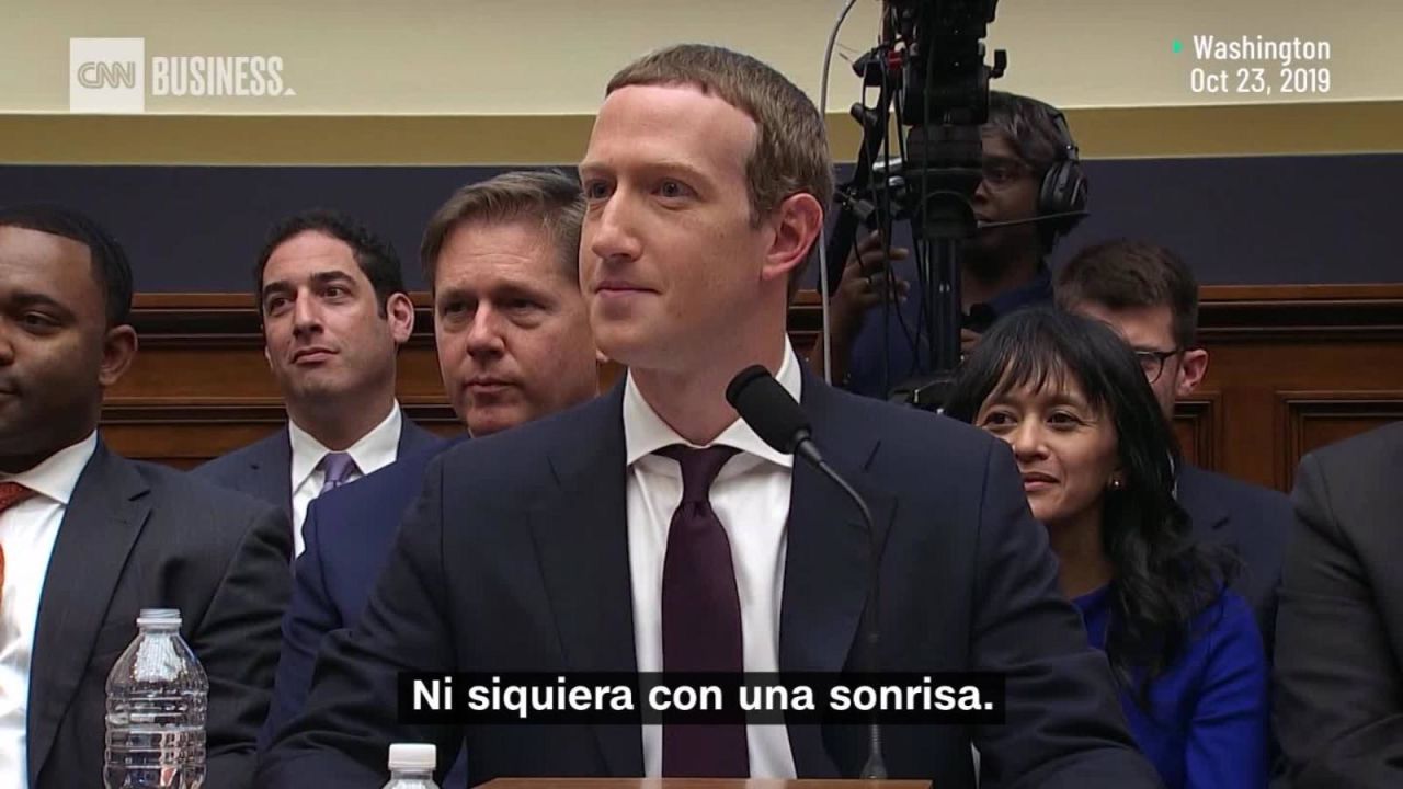 CNNE 722676 - asi reacciona zuckerberg cuando lo comparan con trump