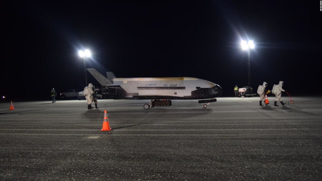 CNNE 724740 - un avion secreto que sobrevolo por mas de 700 dias