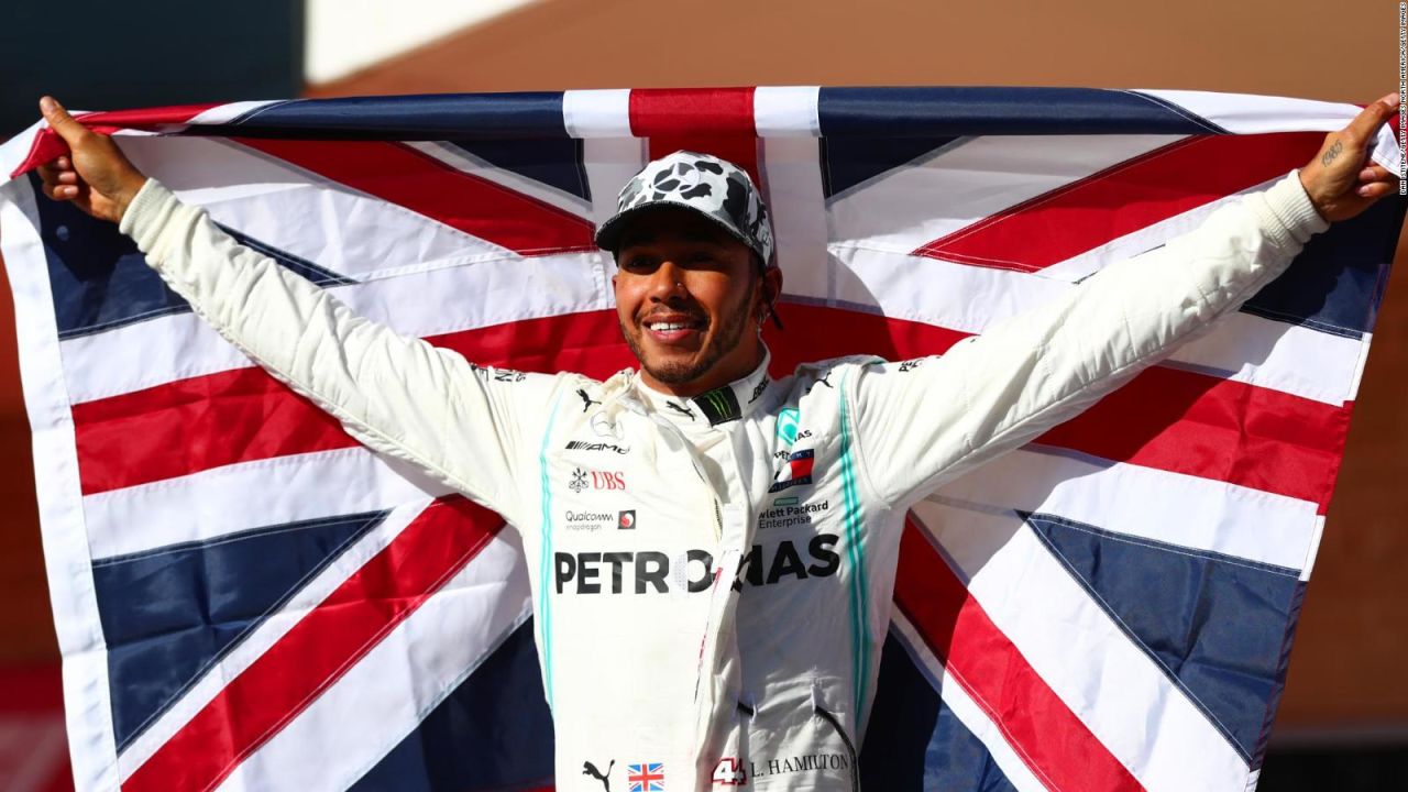 CNNE 727190 - lewis hamilton se acerca a michael schumacher como el mas grande de la historia