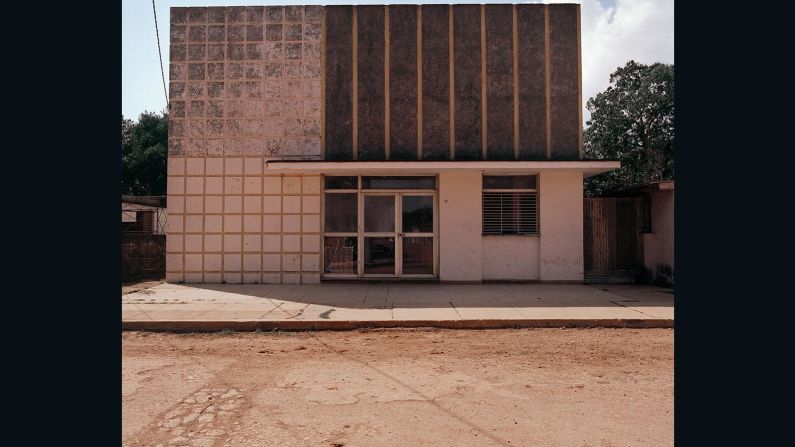 Cine San Felipe, San Felipe — Durante la década de 1950, la creciente prosperidad económica de Cuba dio lugar a una serie de hermosos cines.