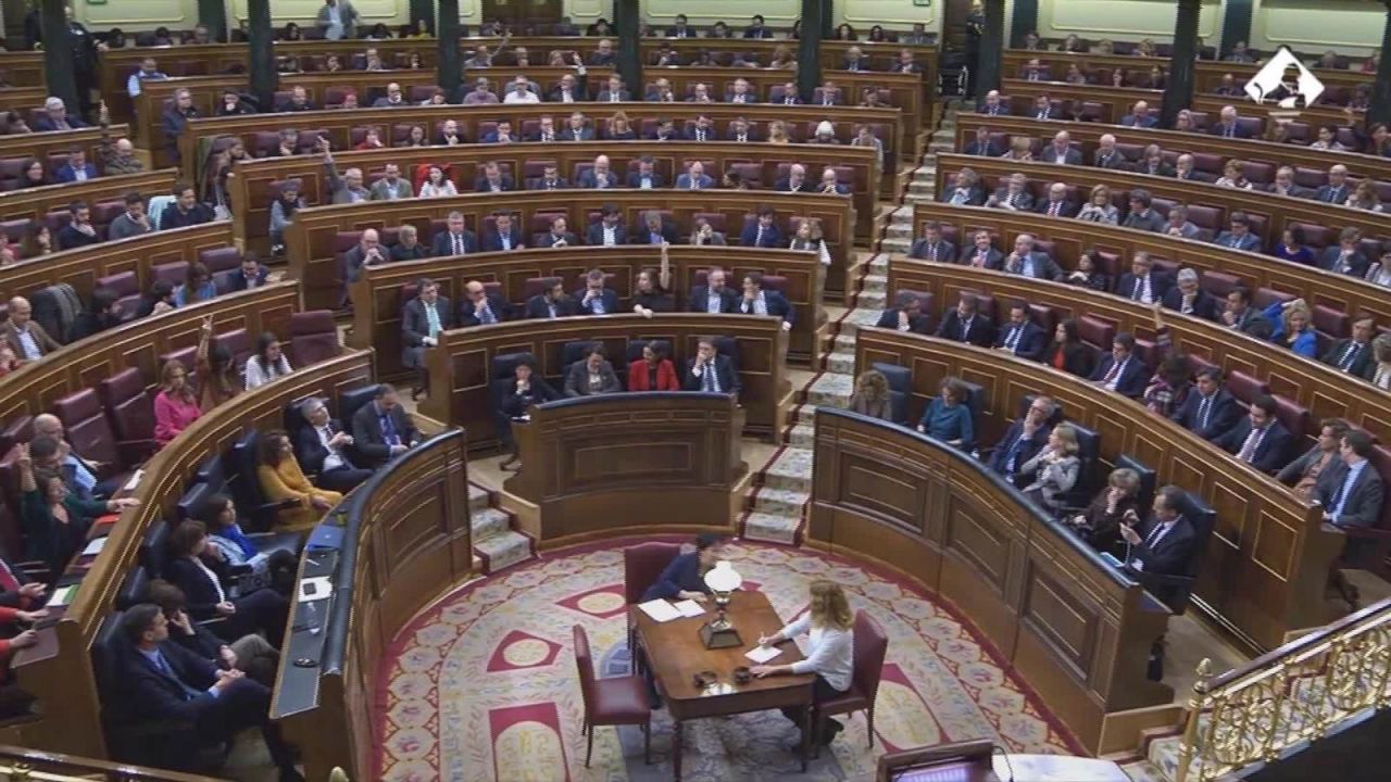 CNNE 729074 - gobierno de espana, impedido para aprobar ciertas leyes