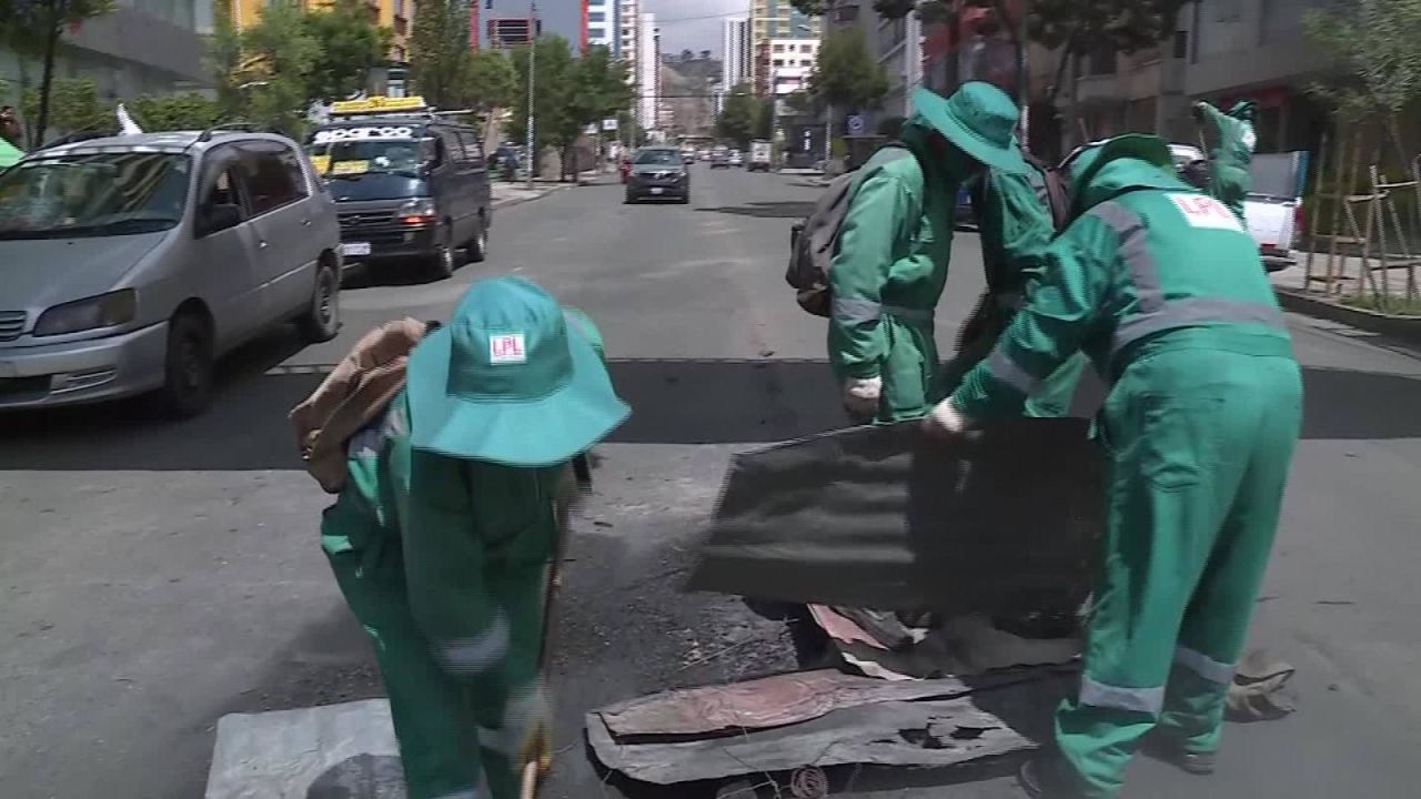 CNNE 731609 - bolivia intenta volver a la normalidad tras protestas