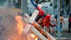 CNNE 732684 - ¿podra el pacto politico calmar las protestas en chile?