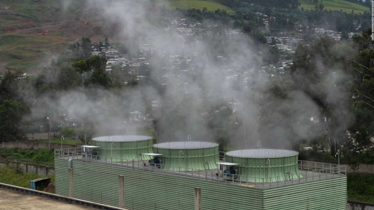 CNNE 732848 - reppie es la primera planta de africa que convierte la basura en electricidad