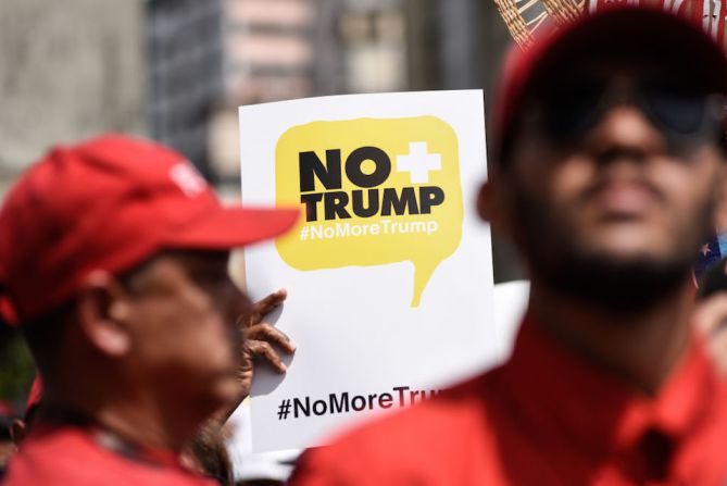 Mensajes contra Estados Unidos y su presidente, Donald Trump, se pudieron ver durante la marcha oficialista.