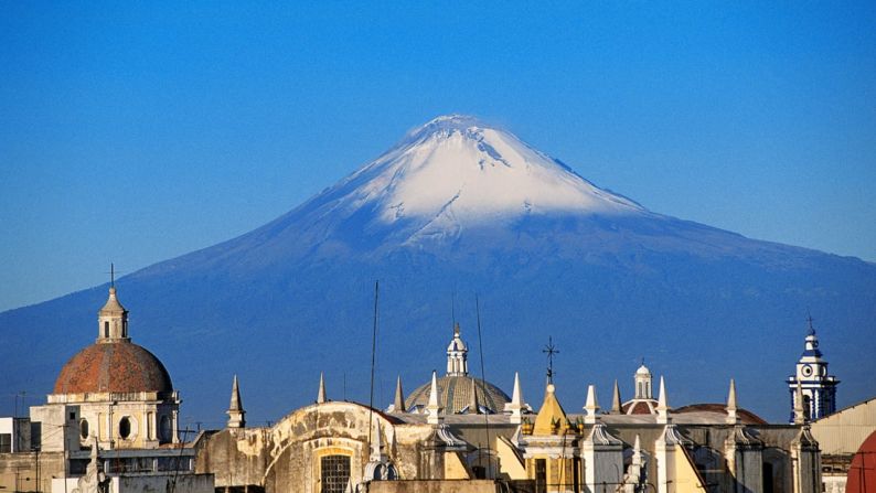 CIUDAD -- Puebla, México: Una vibrante ciudad a dos horas de la capital mexicana.