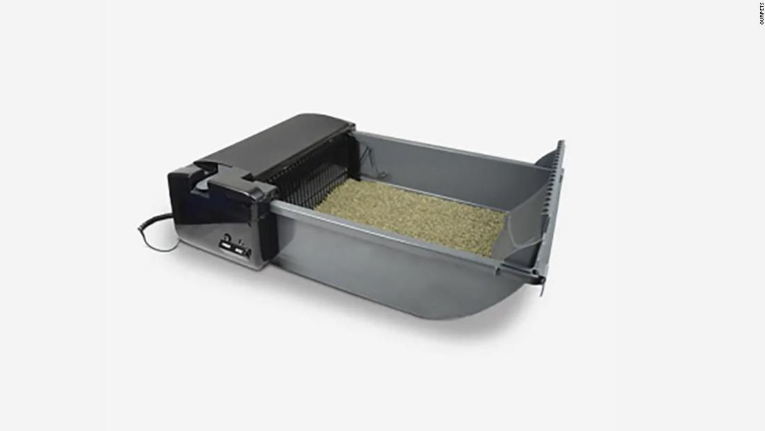 CNNE 734533 - 191120113551-ourpets-smartscoop-intelligent-litter-box-super-169