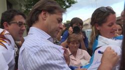 CNNE 735094 - uruguay- un dia con el candidato luis lacalle pou