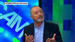 CNNE 735773 - arturo perez-reverte- "la lealtad es lo unico que hace que el ser humano merezca la pena"