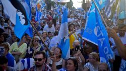 CNNE 735967 - uruguayos regresan a las urnas para elegir presidente