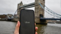 CNNE 736681 - uber pierde su licencia en londres de nuevo