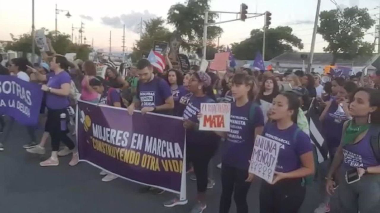 CNNE 736745 - puertorriquenas tambien marcharon contra la violencia de genero