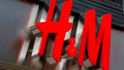 CNNE 738660 - h&m alquilara sus prendas