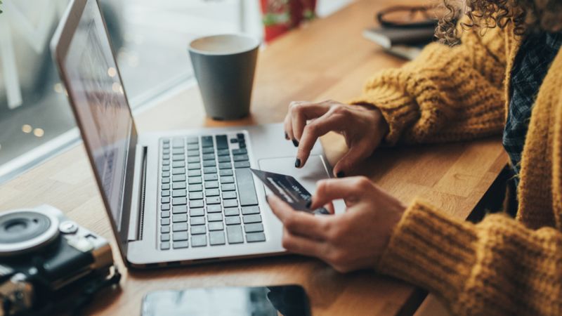 ¡cuidado, comprador! Estos son los trucos de las tiendas en línea para que compres más y más | cnn
