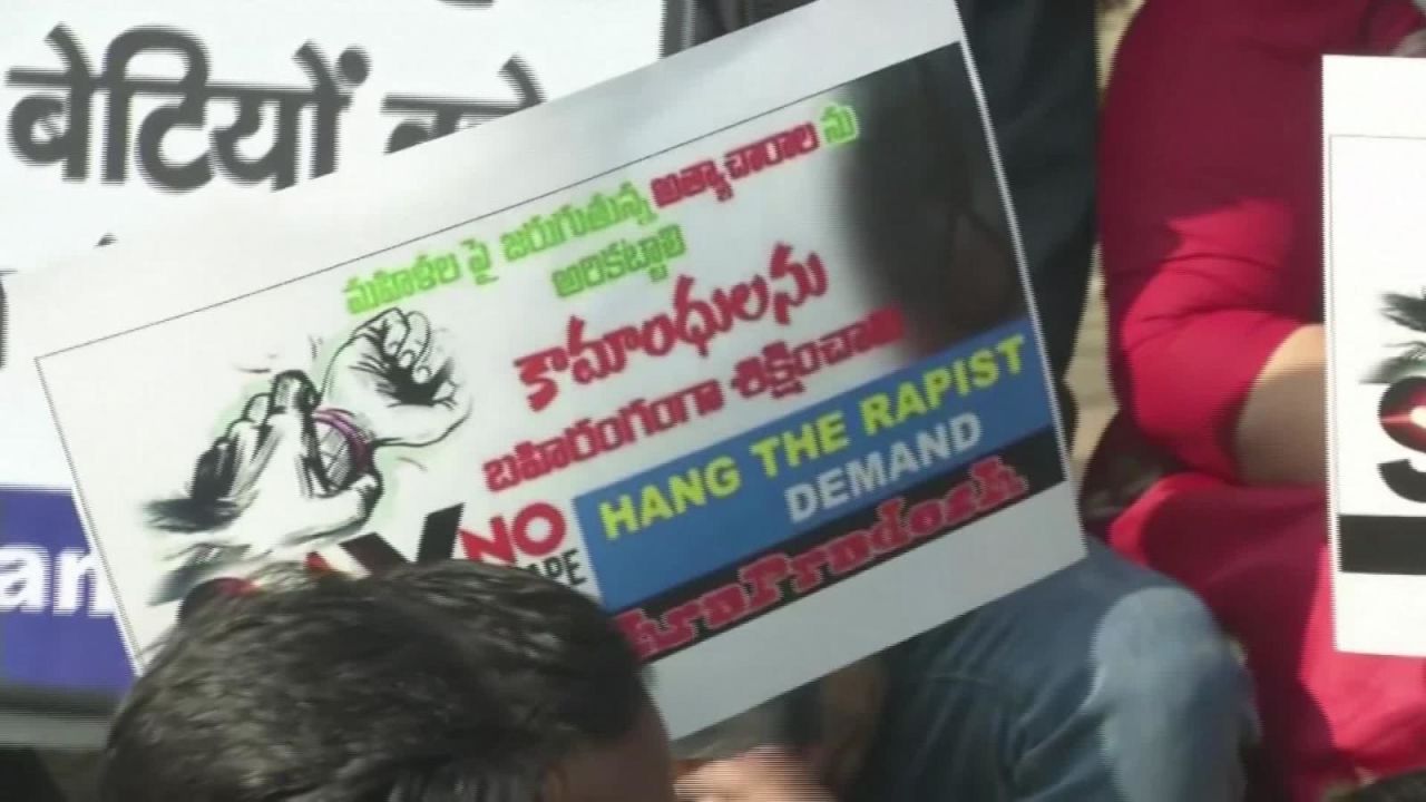 CNNE 740047 - protestas en india por violacion grupal