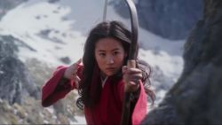 CNNE 741365 - asi luce la nueva mulan, en este trailer de disney