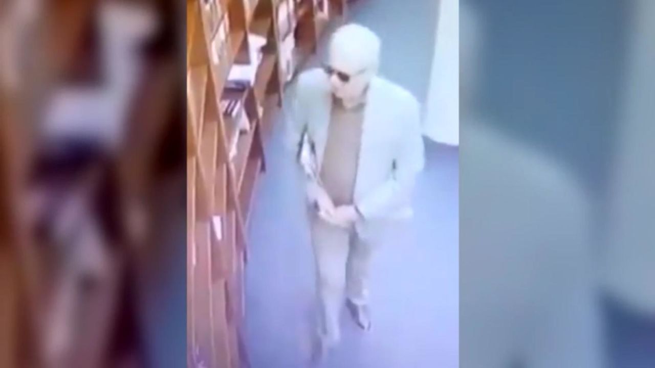 CNNE 742844 - embajador mexicano acusado de robar en famosa libreria