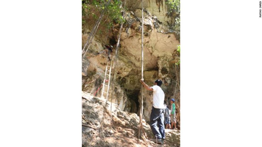 La cueva se encontraba en lo alto de un acantilado y era más difícil de alcanzar que otras.