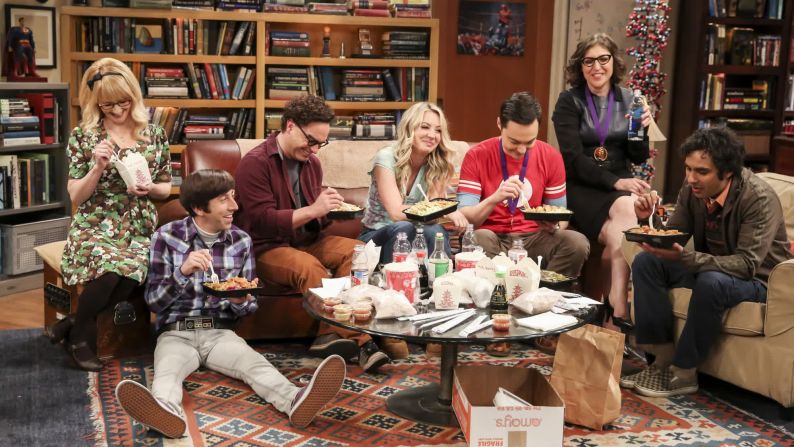 El elenco de "The Big Bang Theory" graba el episodio final del programa, que se emitió el 16 de mayo. La popular comedia televisiva se emitió durante 12 temporadas.