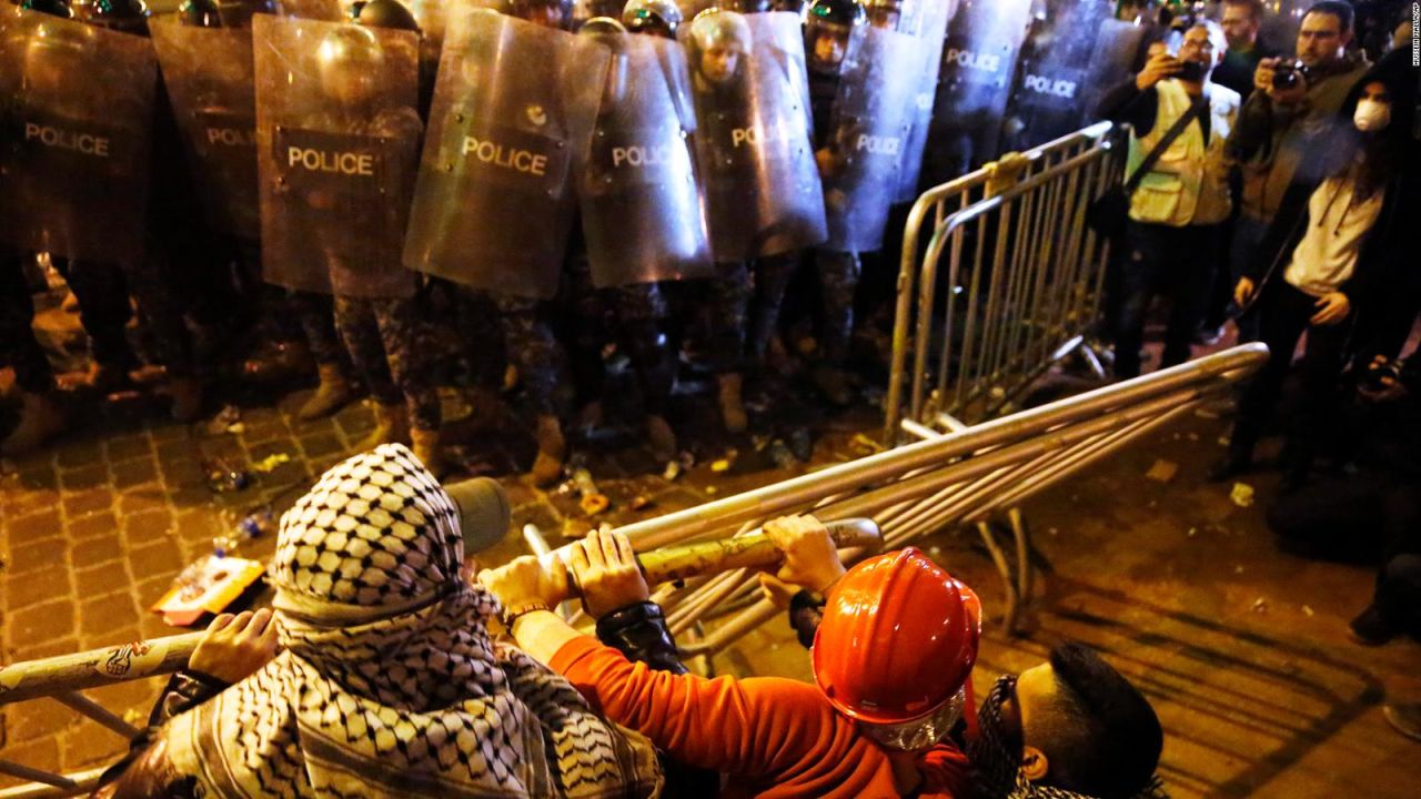 CNNE 746600 - continuan las violentas protestas en beirut