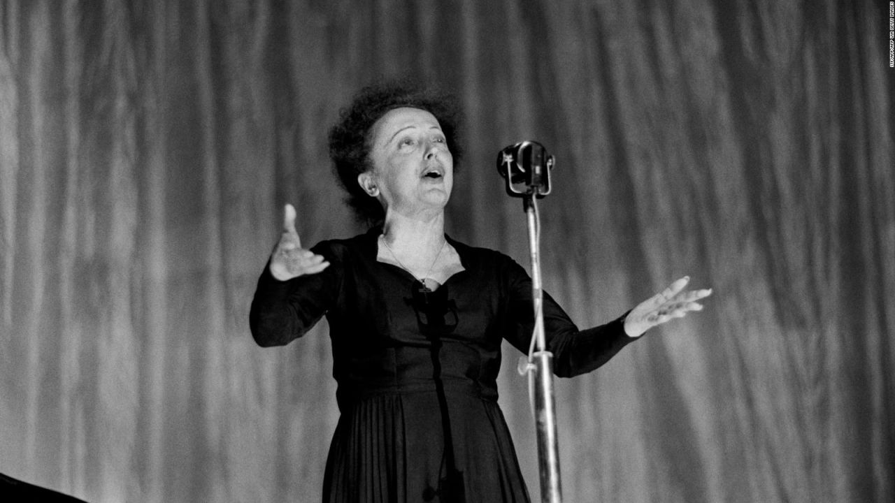 CNNE 748105 - 104 anos del nacimiento de edith piaf