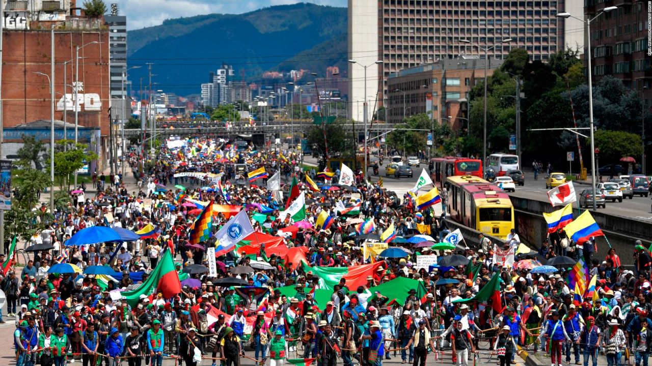 CNNE 748506 - hay protestas en colombia a pesar del desarrollo economico