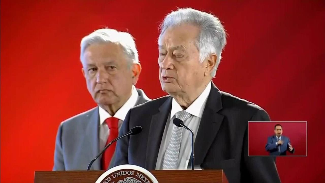 CNNE 748819 - el presidente de mexico muestra su apoyo a manuel bartlett tras su exoneracion