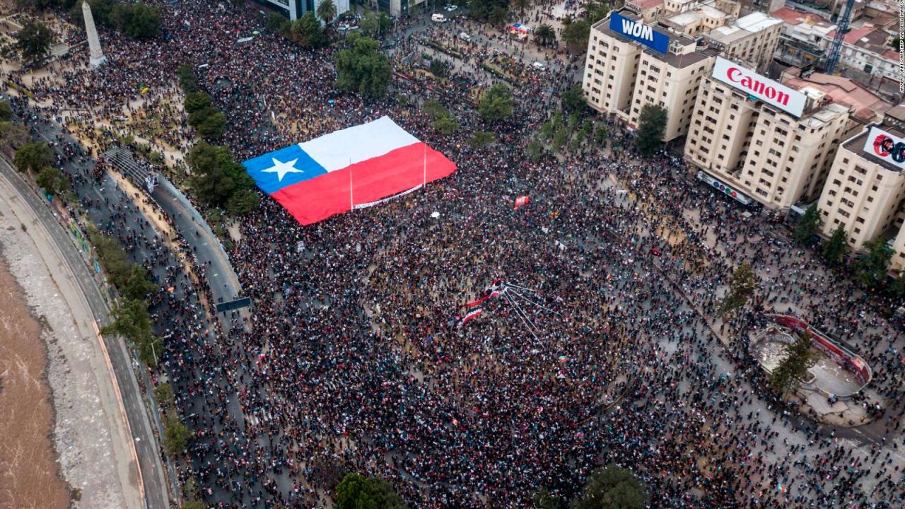 Una imagen de las manifestaciones en Santiago en Noviembre de 2019.