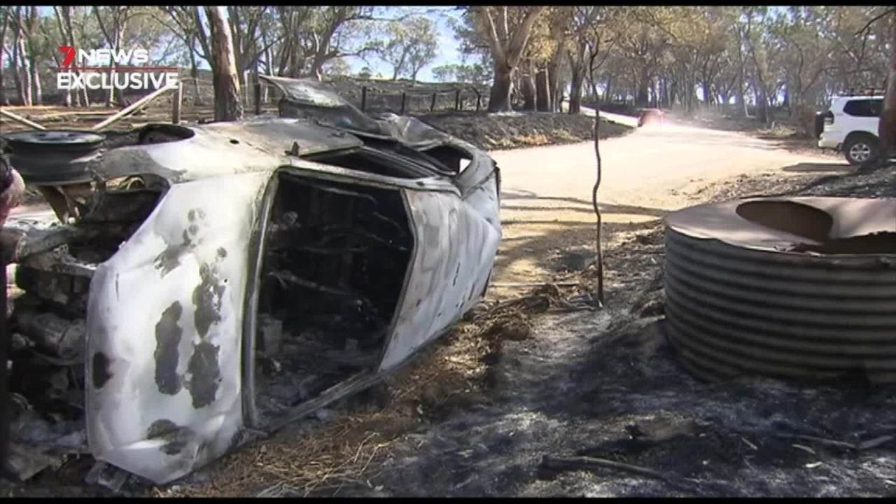 CNNE 751140 - mujer escapa de un incendio en adelaida, australia