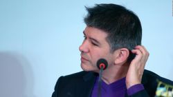 CNNE 751177 - breves economicas- travis kalanick abandona uber