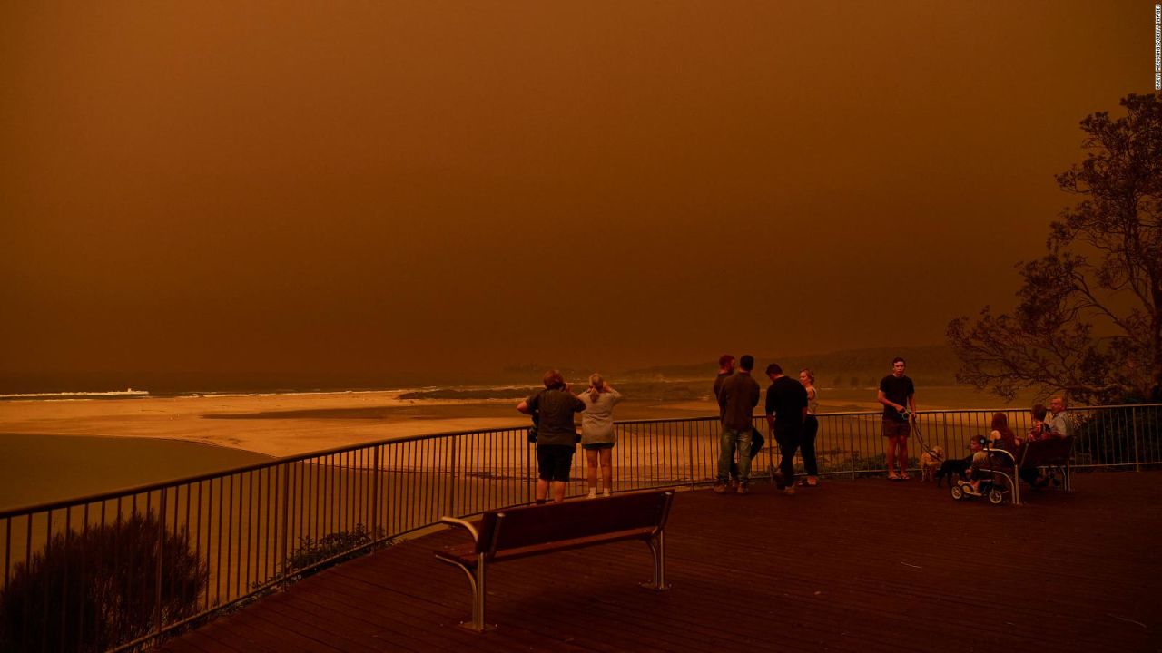 CNNE 754341 - feroces incendios en australia dejan decenas de muertos