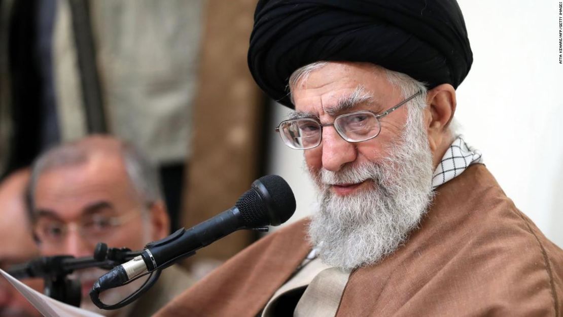 El líder supremo de Irán, ayatolá Ali Khamenei, el 2 de enero de 2018 durante un discurso en Teherán.